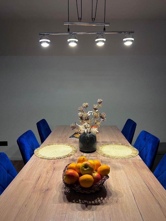 Betty Apartments Borik - Whole Ground Floor 罗维尼 外观 照片